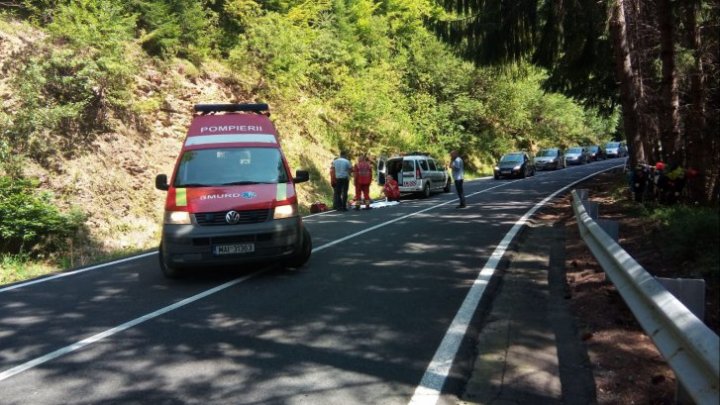 Cum s-a întâmplat că un turist a căzut 40 de metri într-o râpă, în munţii Făgărașului