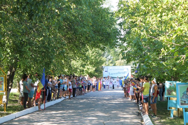 147 de olimpici din Moldova vor merge să se odihnească la o tabără din Sulina (FOTO)