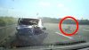 Momentul în care un copil este aruncat dintr-o mașină care se rostogolește pe o autostradă (IMAGINI ŞOCANTE)
