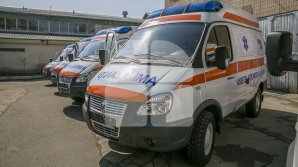 AUTOSANITARE NOI ÎN SATE. Ultimele 12 ambulanţe din lotul de 69 de maşini au fost repartizate prin ţară
