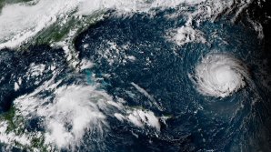 STARE DE URGENŢĂ în SUA. Furtuna Florence creşte în intensitate şi e la un pas de a se transforma în uragan