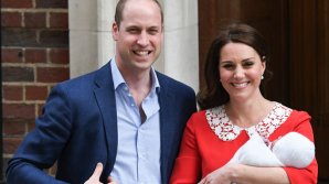 Kate Middleton, o apariţie fermecătoare. Ţinutele Ducesei de Cambridge, apreciate de fashioniste şi la mare căutare