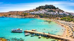 Atenționare pentru moldovenii care merg în Grecia: Risc ridicat de incendiu în insula Rhodos