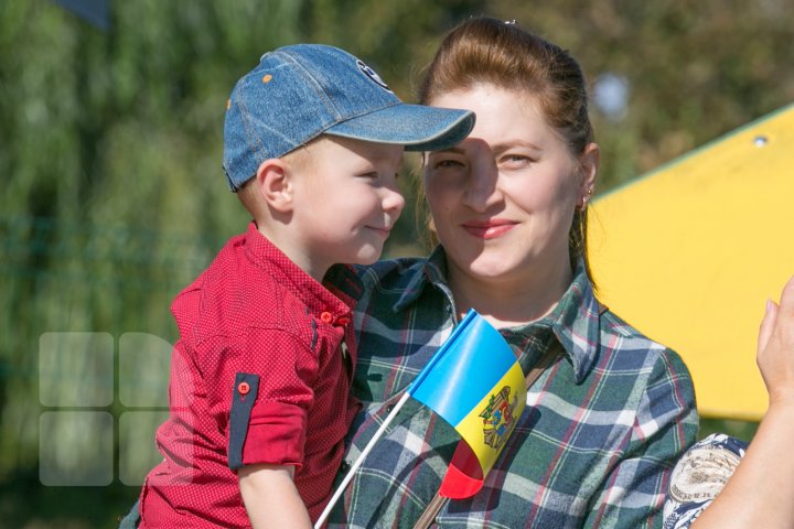 Şi-a redeschis uşile după 30 de ani. O grădiniţă din satul Sipoteni a fost renovată cu sprijinul Guvernului României (FOTOREPORT)