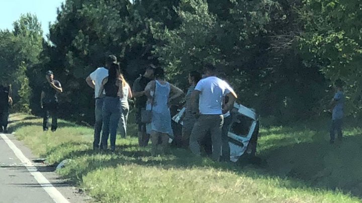 CARAMBOL pe drumul spre aeroport. Mai multe maşini, implicate într-un grav accident (VIDEO)  