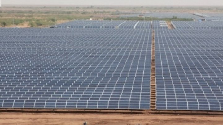 Europa îşi redeschide porţile pentru panourile fotovoltaice din China