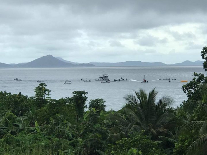 Un avion s-a prăbușit în Oceanul Pacific. A fost un miracol. Cum au fost salvaţi toţi pasagerii (VIDEO/FOTO)