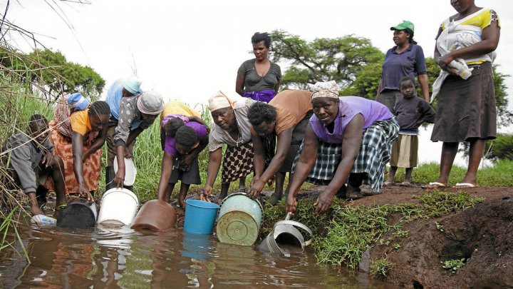 Holera din Zimbabwe a provocat moartea a 24 de persoane. Autorităţile semnalează lipsa medicamentelor