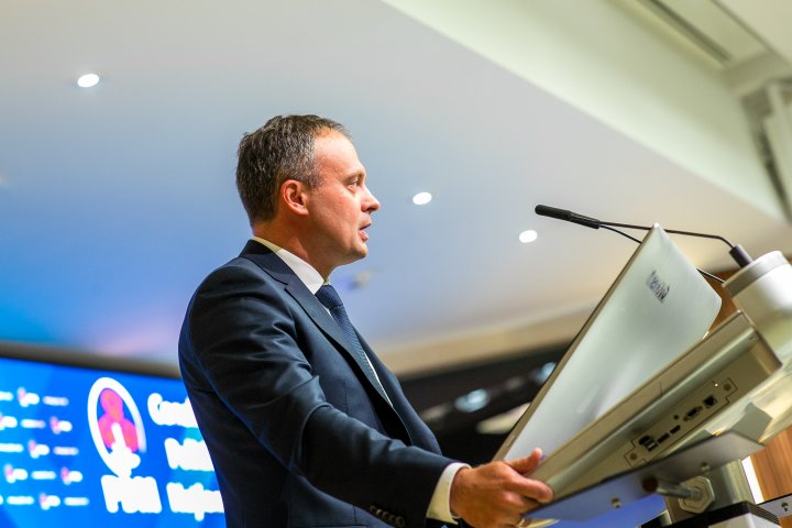 Vlad Plahotniuc, reacţie la atacurile mai multor partide din opoziție: Criticile reprezintă o competiţie politică