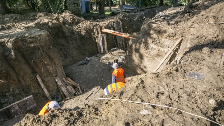 Cum arată CELE OPT trepte de granit pe care Primăria le-a realizat pâna acum în parcul Valea Morilor (FOTOREPORT)