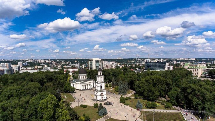 Cum se schimbă vremea în următoarele zile şi ce temperaturi ne aşteaptă