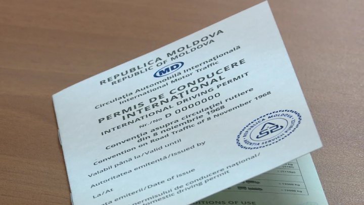 Şoferii pot cere permise de conducere internaţionale. Documentul se eliberează pe un termen de trei ani