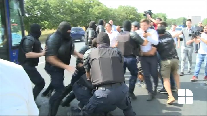 IGP vine cu precizări privind Marșul Centenarului şi intervenţia oamenilor legii 