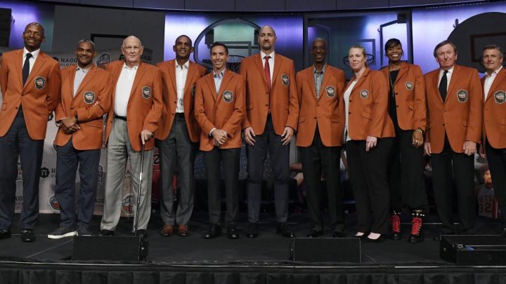 13 foști jucători din NBA vor fi incluși în Hall of Fame. Cine sunt aceştia