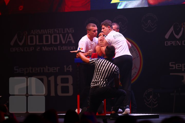 Turneul mondial de armwrestling Moldova Open Cup, la Sala Polivalentă din Capitală (LIVE VIDEO / foto)