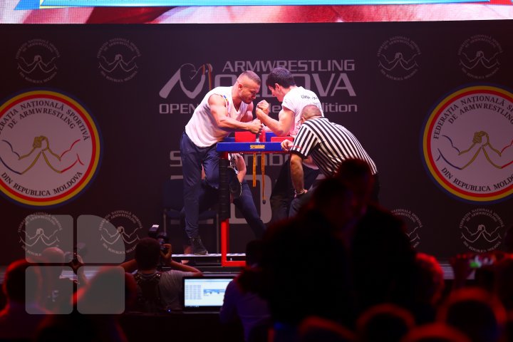 Turneul mondial de armwrestling Moldova Open Cup, la Sala Polivalentă din Capitală (LIVE VIDEO / foto)