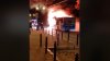 Un autobuz a luat foc în plină mişcare în oraşul Lvov din Ucraina