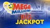 FEBRA LOTERIEI A LOVIT SUA. Loteria Mega Millions a pus la bătaie cel mai mare jackpot din istoria Americii