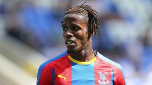 Atacantul ivorian Wilfried Zaha, victimă a insultelor rasiste şi a ameninţărilor cu moartea