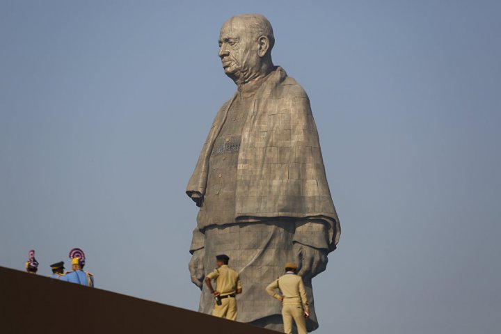 CEA MAI ÎNALTĂ STATUIE DIN LUME a fost inaugurată în India