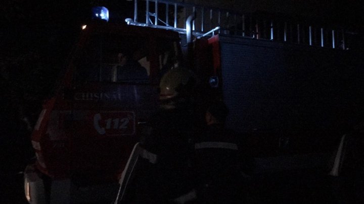 EXPLOZIE în sectorul Râșcani. Trei persoane au murit, nouă au fost rănite, inclusiv un pompier (FOTO)