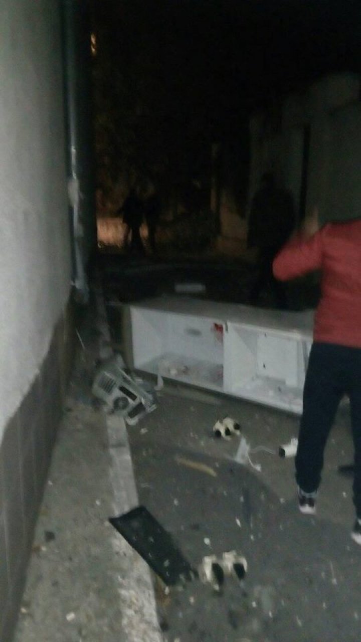 EXPLOZIE în sectorul Râșcani. Trei persoane au murit, nouă au fost rănite, inclusiv un pompier (FOTO)