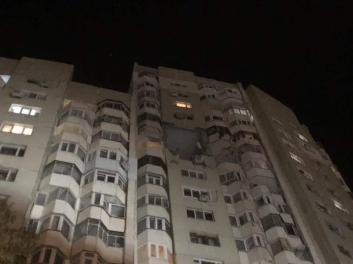 EXPLOZIE în sectorul Râșcani. Trei persoane au murit, nouă au fost rănite, inclusiv un pompier (FOTO)