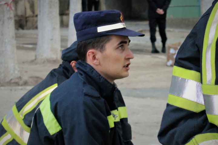 Explozie în sectorul Râşcani. IMAGINI DIN INTERIORUL apartamentelor distruse (FOTO)