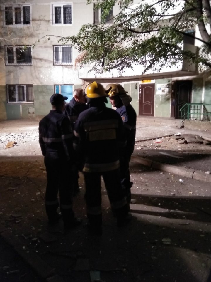 EXPLOZIE în sectorul Râșcani. Trei persoane au murit, nouă au fost rănite, inclusiv un pompier (FOTO)