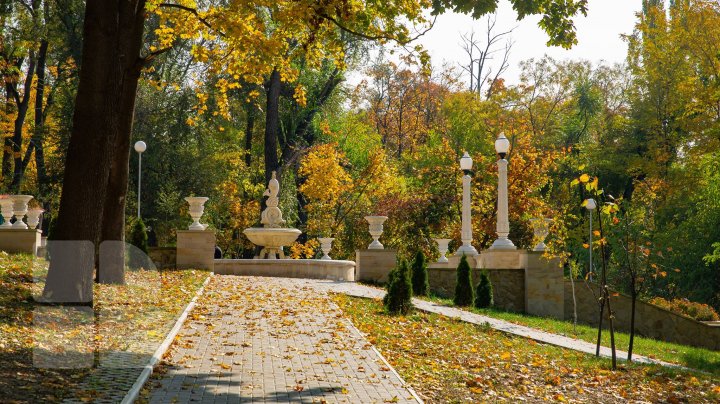 Soare şi cer senin. Meteorologii prognozează vreme frumoasă pentru următoarele zile