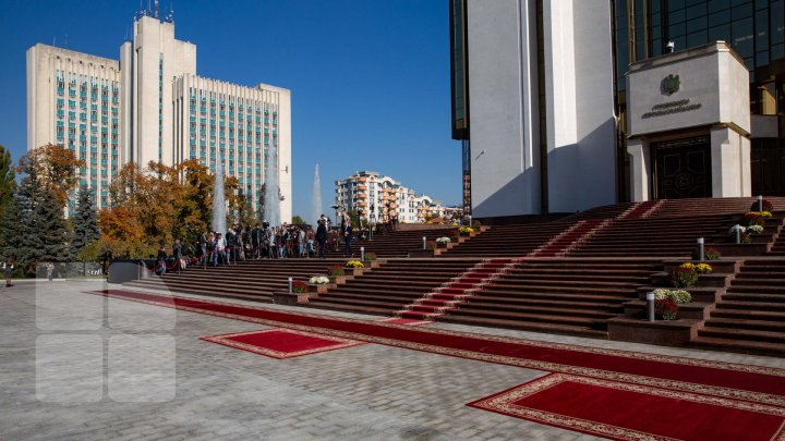 Recep Erdogan a ajuns în Moldova. Preşedintele turc a discutat cu premierul Pavel Filip (FOTOREPORT)