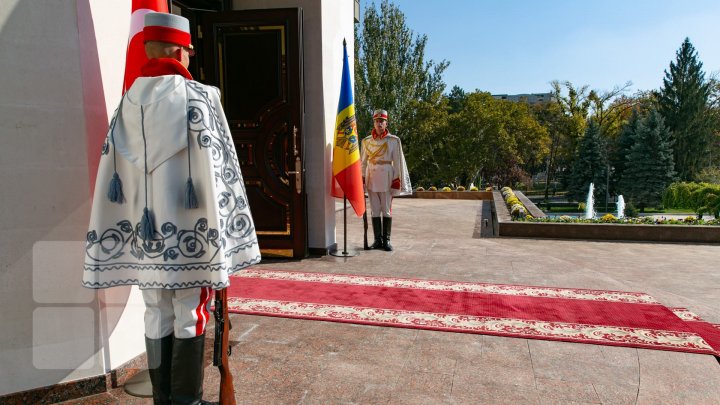 Recep Erdogan a ajuns în Moldova. Preşedintele turc a discutat cu premierul Pavel Filip (FOTOREPORT)