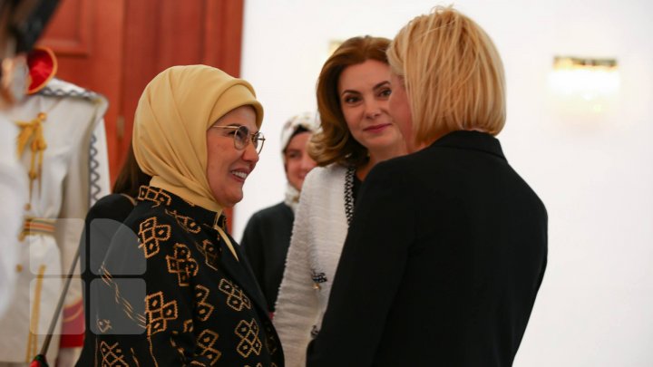 Recep Erdogan a ajuns în Moldova. Preşedintele turc a discutat cu premierul Pavel Filip (FOTOREPORT)