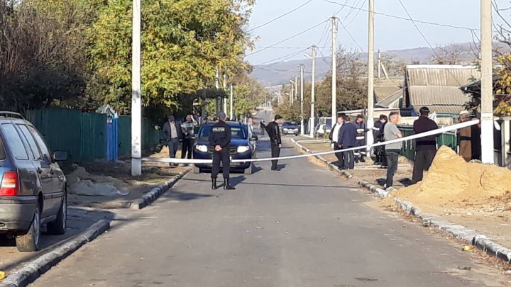 Alertă la Cantemir. O familie s-a intoxicat cu fosfit de aluminiu. DOI DINTRE COPII AU MURIT la spital