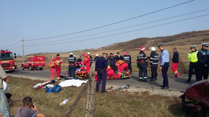 ACCIDENT TERIBIL în România. O persoană a murit, iar alte şapte au fost rănite (FOTO)