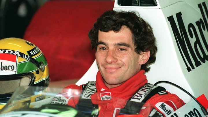 Fostul pilot din Formula 1, Ayrton Senna a fost omagiat de suporterii echipei Corinthians