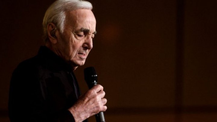 Doliu în lumea muzicii. A murit cântăreţul francez Charles Aznavour