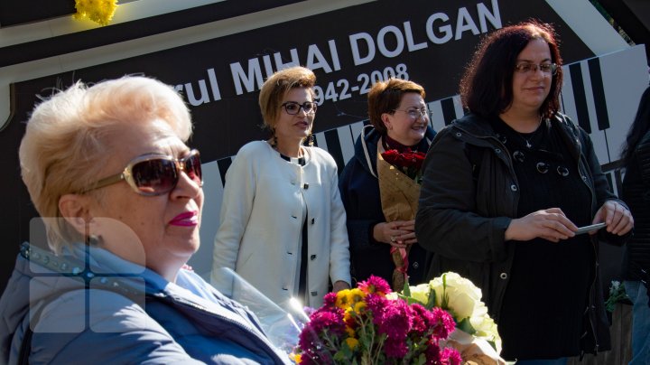 Un scuar a fost inaugurat în memoria artistului Mihai Dolgan (FOTOREPORT)