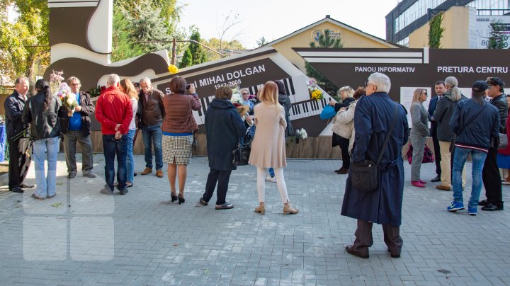 Un scuar a fost inaugurat în memoria artistului Mihai Dolgan (FOTOREPORT)