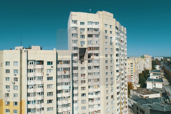 IMAGINI DIN DRONĂ. Cum arată apartamentele distruse de explozia din sectorul Râșcani (FOTO/VIDEO)