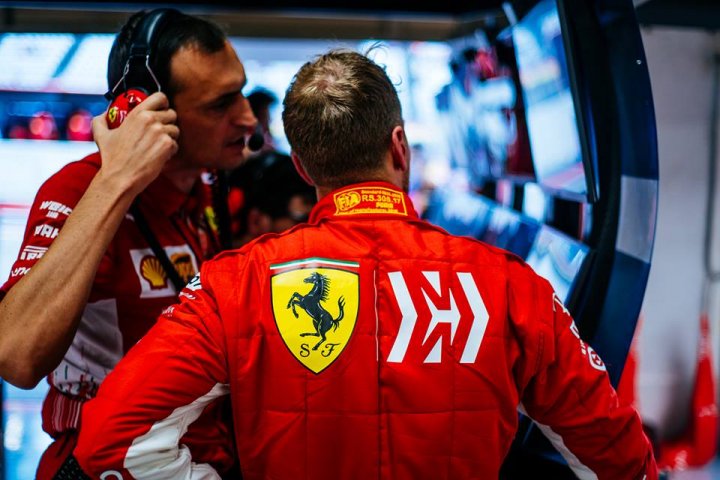 (P) Philip Morris International și Ferrari continuă colaborarea prin intermediul "Mission Winnow"