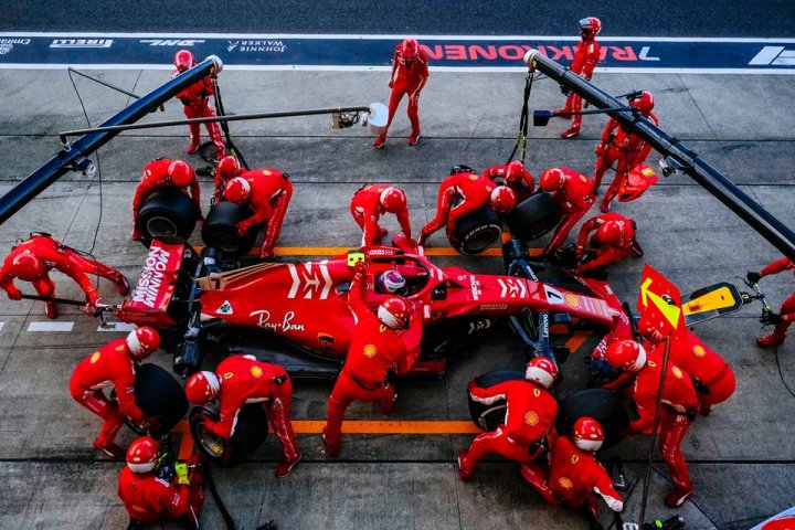 (P) Philip Morris International și Ferrari continuă colaborarea prin intermediul "Mission Winnow"