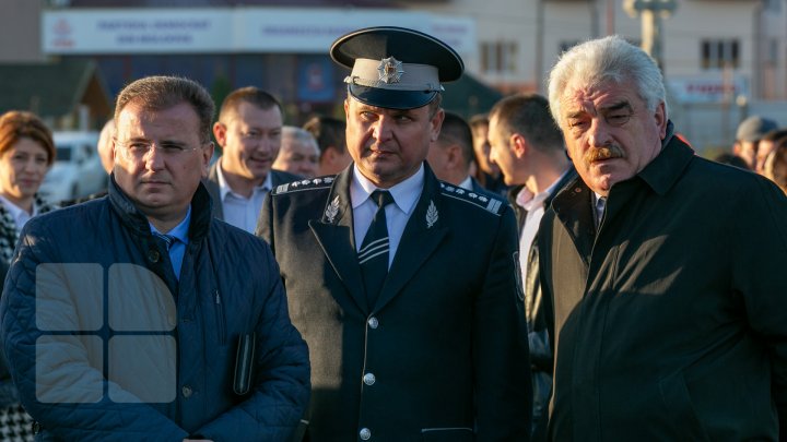 VESTE BUNĂ PENTRU ȘOFERI! Lucrările de construcţie a podului din Anenii Noi, care trece peste râul Bâc, finisate (FOTOREPORT)