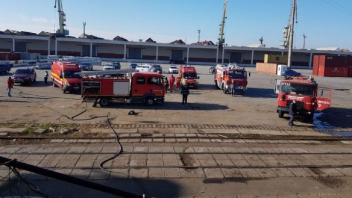  Un incendiu a izbucnit la bordul unei nave bulgăreşti în Portul Constanţa