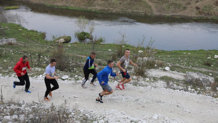 Un mod sănătos de viață! Angajați ai instituţiilor subordonate MAI au participat la un maraton, iar câștigătorii au fost premiați (FOTO)