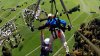 EXPERIENŢĂ ÎNFIORĂTOARE. Ce a păţit un bărbat care a încercat să zboare cu deltaplanul pentru prima dată în viaţă (VIDEO)