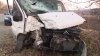 Accident spectaculos în Călăraşi. Şoferul unui microbuz a ieşit pe contrasens, s-a ciocnit cu un camion, apoi a ricoşat într-un alt automobil (FOTO)