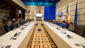 Tensiunile dintre Ucraina şi Rusia discutate la întrevederea comună a grupurilor de prietenie Republica Moldova - Ucraina