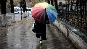 În nordul şi centrul ţării sunt posibile precipitaţii sub formă de lapoviță. Câte grade vor indica termometrele