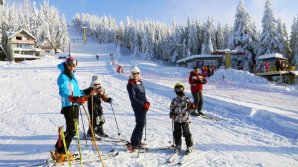 SCHI DE PRIMĂVARĂ în România. Pârtiile sunt încă deschise, iar condiţiile sunt excelente